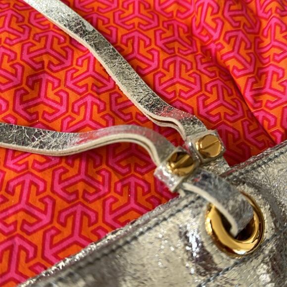 Tory Burch Metallic Silver logo T tote Shoulder Bag. - Picture 10 of 16